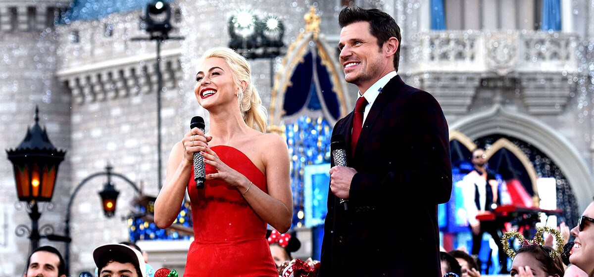 Julianne Hough and Nick Lachey host Disney Parks’ Magical Christmas Celebration