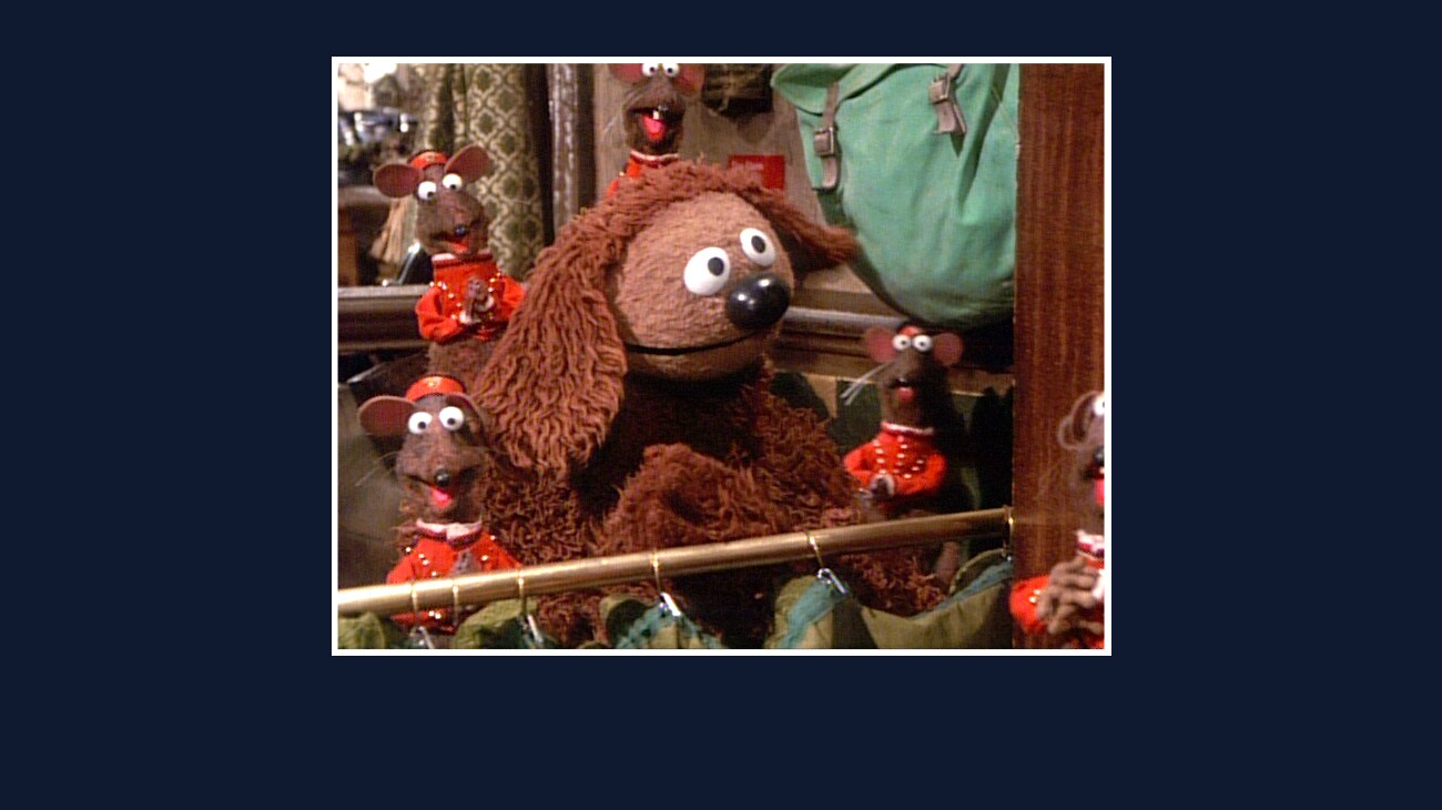 Rowlf and Rizzo the Rat from the Disney movie The Great Muppet Caper.