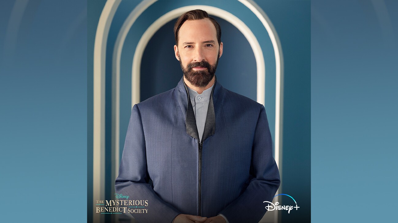 THE MYSTERIOUS BENEDICT SOCIETY - Disney’s “The Mysterious Benedict Society” stars Tony Hale as Mr. Curtain. (Disney/Brendan Meadows)