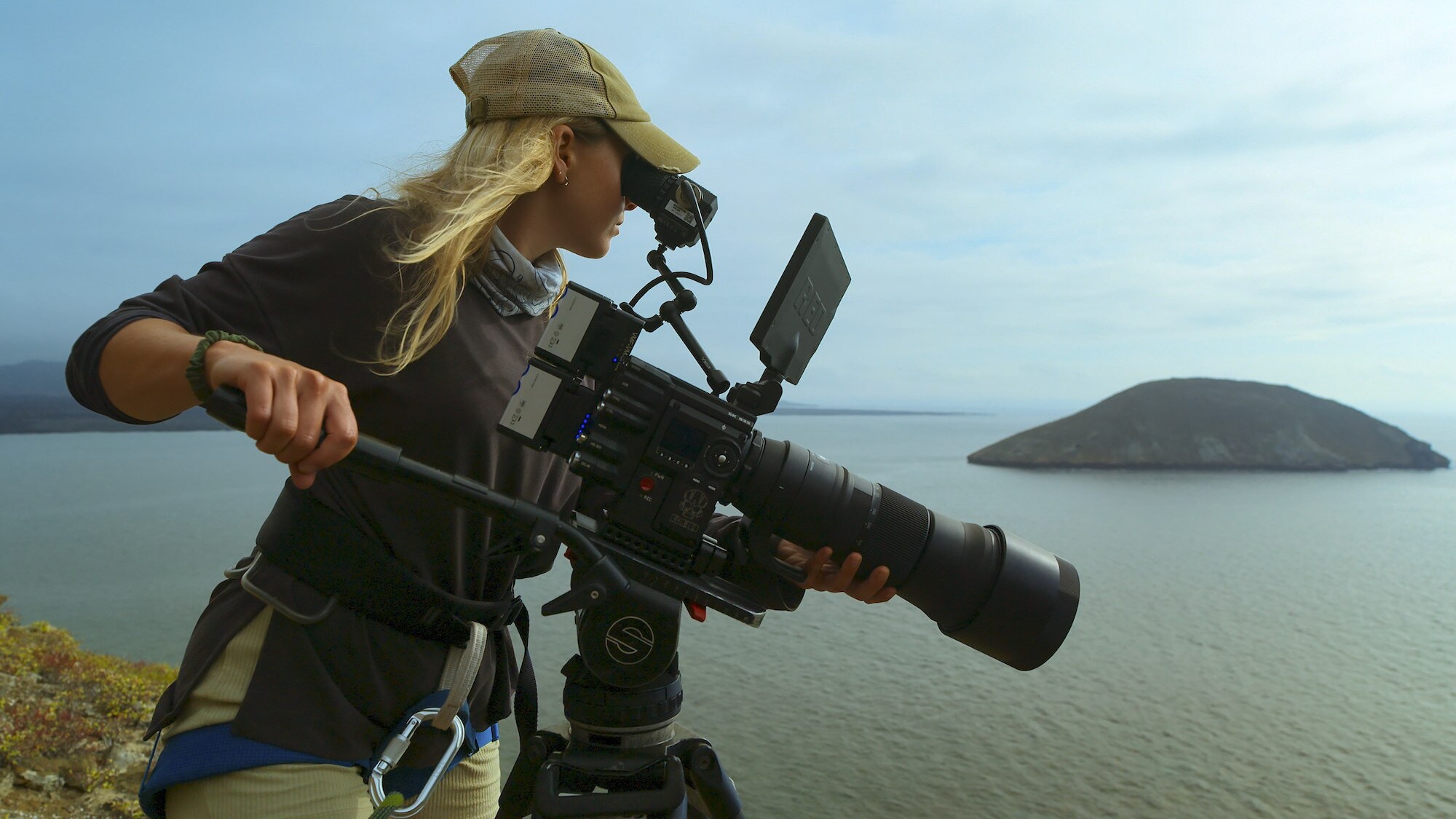 Anna Dimitriadis filming off Bainbridge. (National Geographic for Disney+/James Brickell)