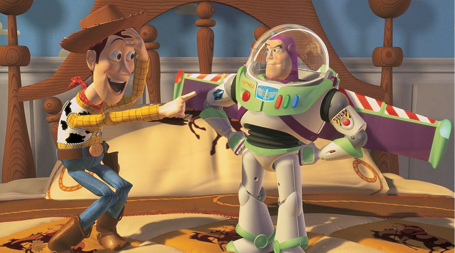 "Buzz look, an alien!"