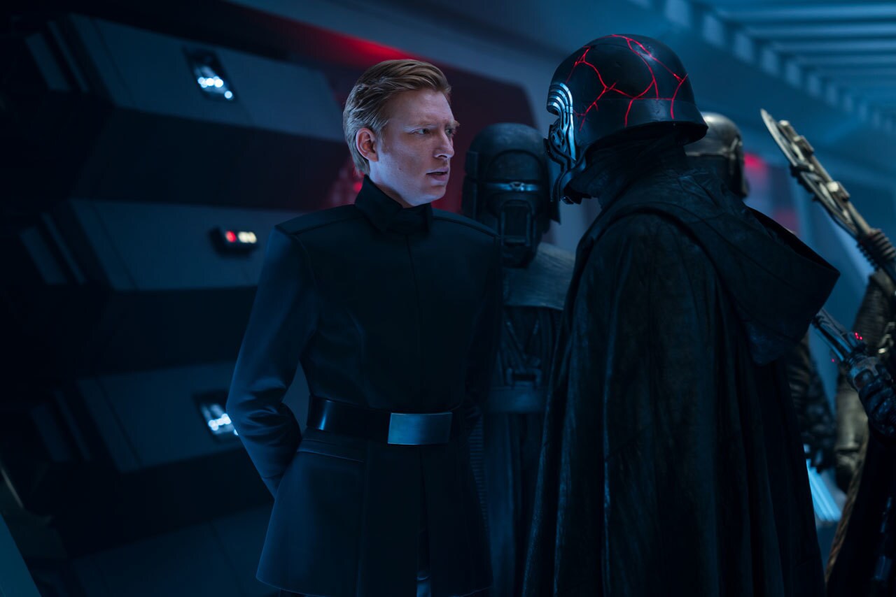 General Hux | StarWars.com