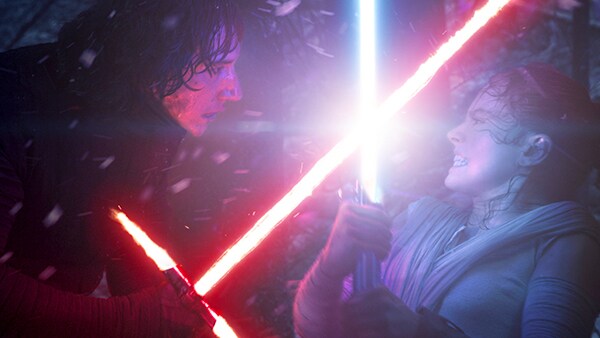 'Star Wars': Quais são as diferenças e significados das cores dos sabres de luz?