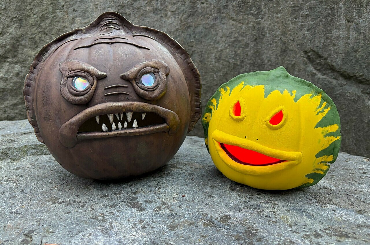 Pumpkins modeled after the Amani who appears in Star Wars: The Mandalorian and Grogu and Star Wars: Return of the Jedi.