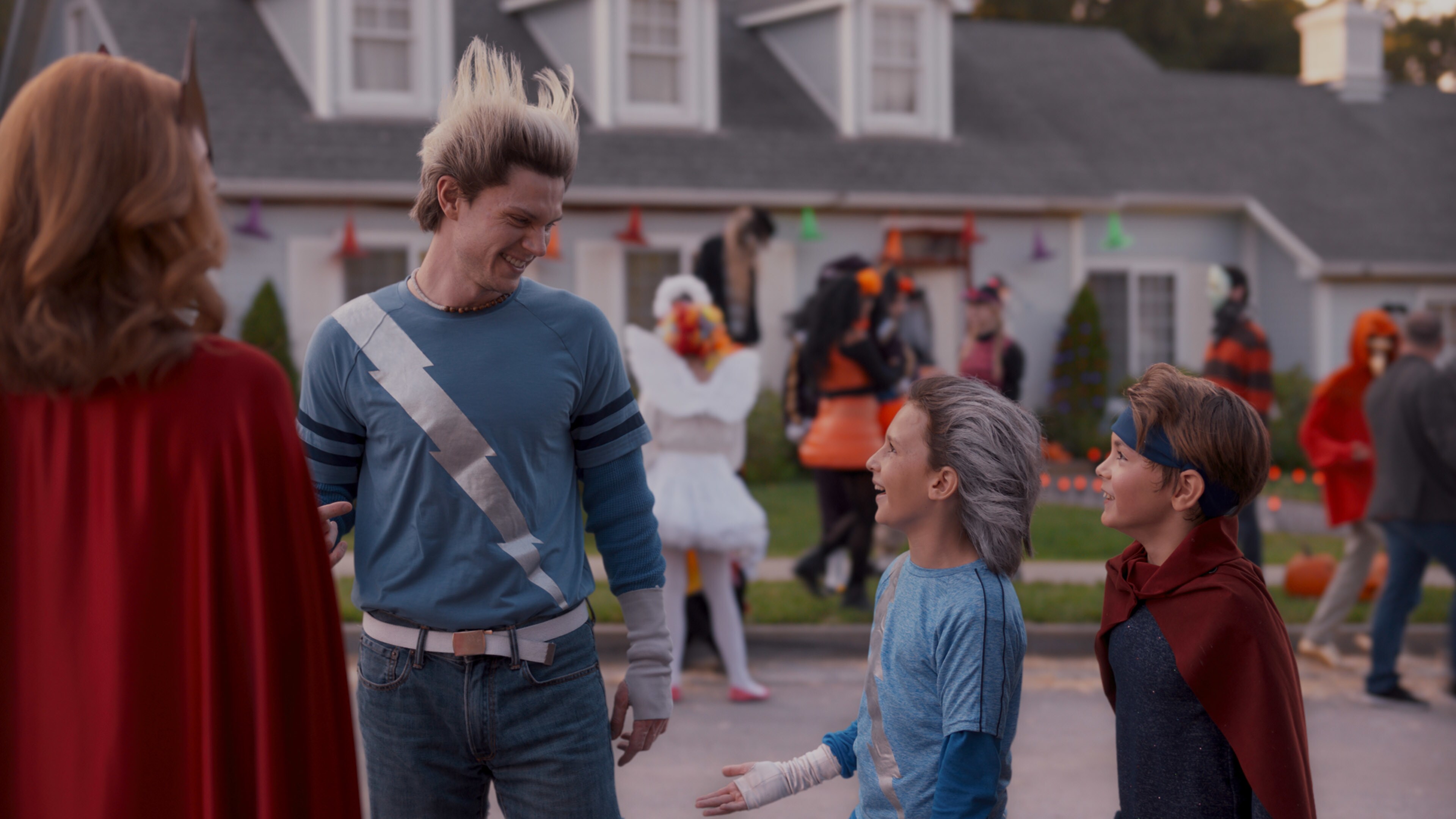 (L-R): Elizabeth Olsen as Wanda Maximoff, Evan Peters as Pietro, Jett Klyne as Tommy and Julian Hilliard as Billy in Marvel Studios' WANDAVISION exclusively on Disney+. Photo courtesy of Marvel Studios. ©Marvel Studios 2021. All Rights Reserved.