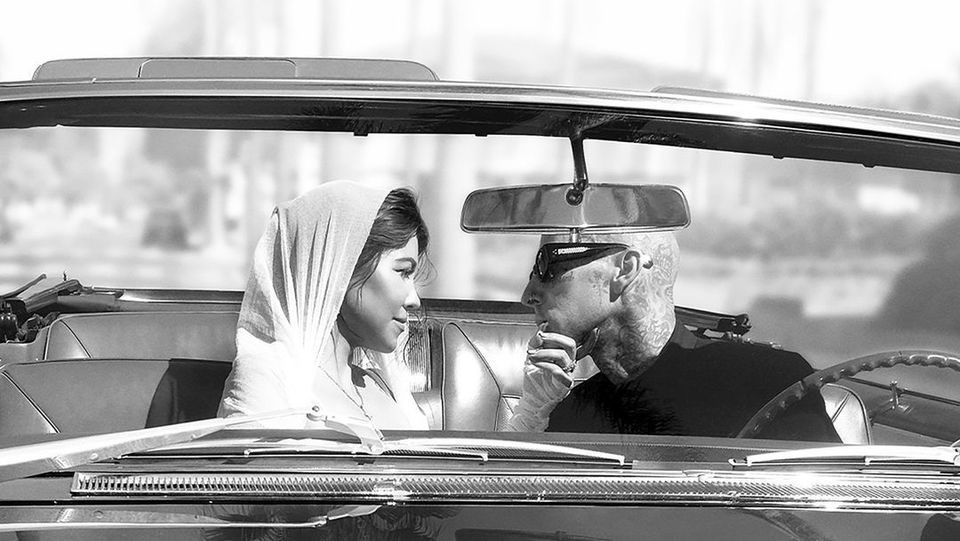 Descubre toda la intimidad de la boda de Kourtney Kardashian y Travis  Barker en Star+ | Star Latinoamérica