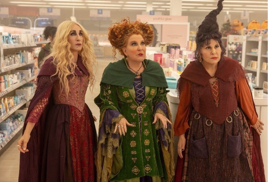 The Sanderson Sisters look confused in a convenience store in present time, in Hocus Pocus 2 