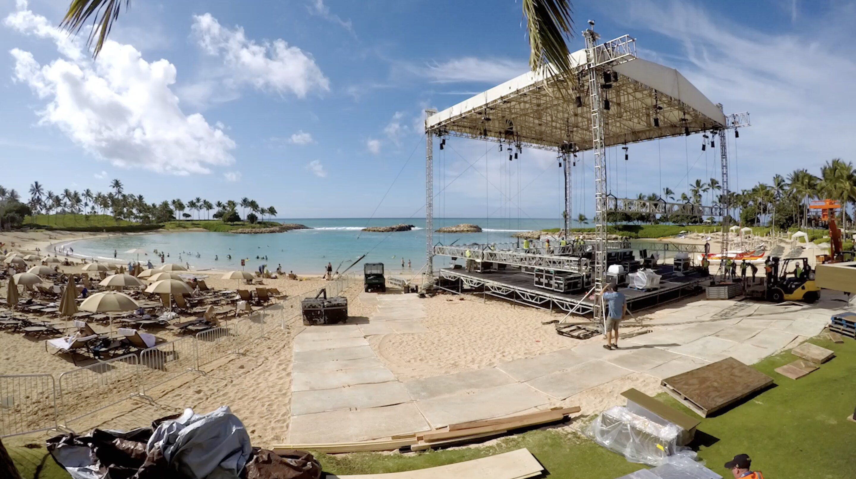 setting the stage for Idol at Aulani