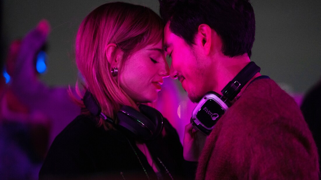 POR QUE TODO FÃ DE COMÉDIA ROMÂNTICA PRECISA ASSISTIR GRANDES HITS NO STAR+?