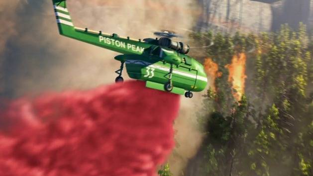 Disney celebra papás y bomberos - Disney's Planes: Fire & Rescue