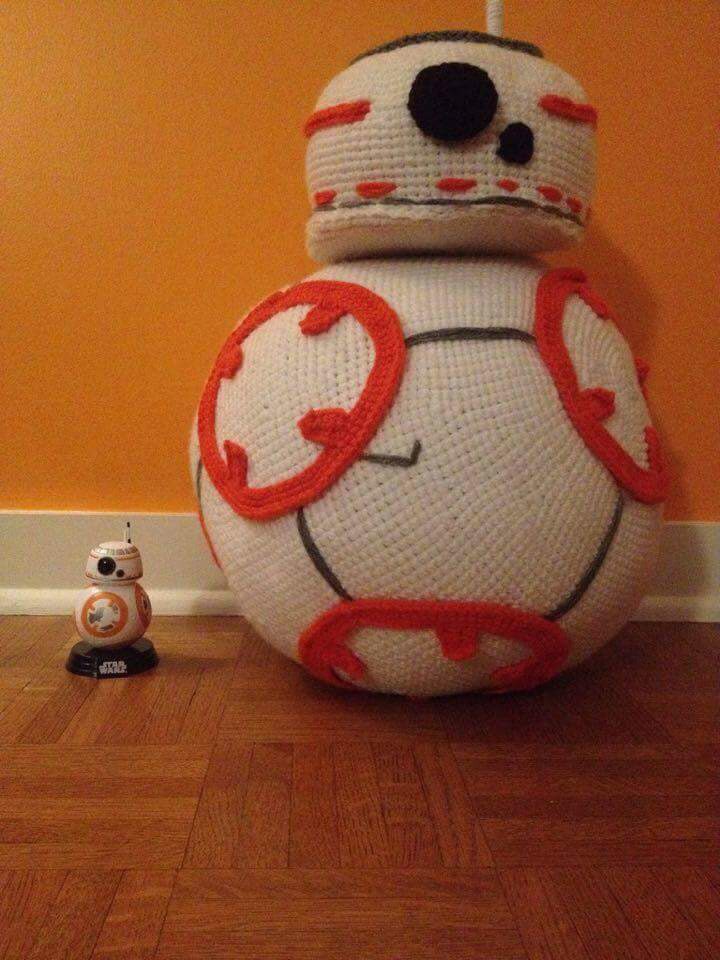 Ellie McPhee's crochet BB-8 sits next to a miniature BB-8.