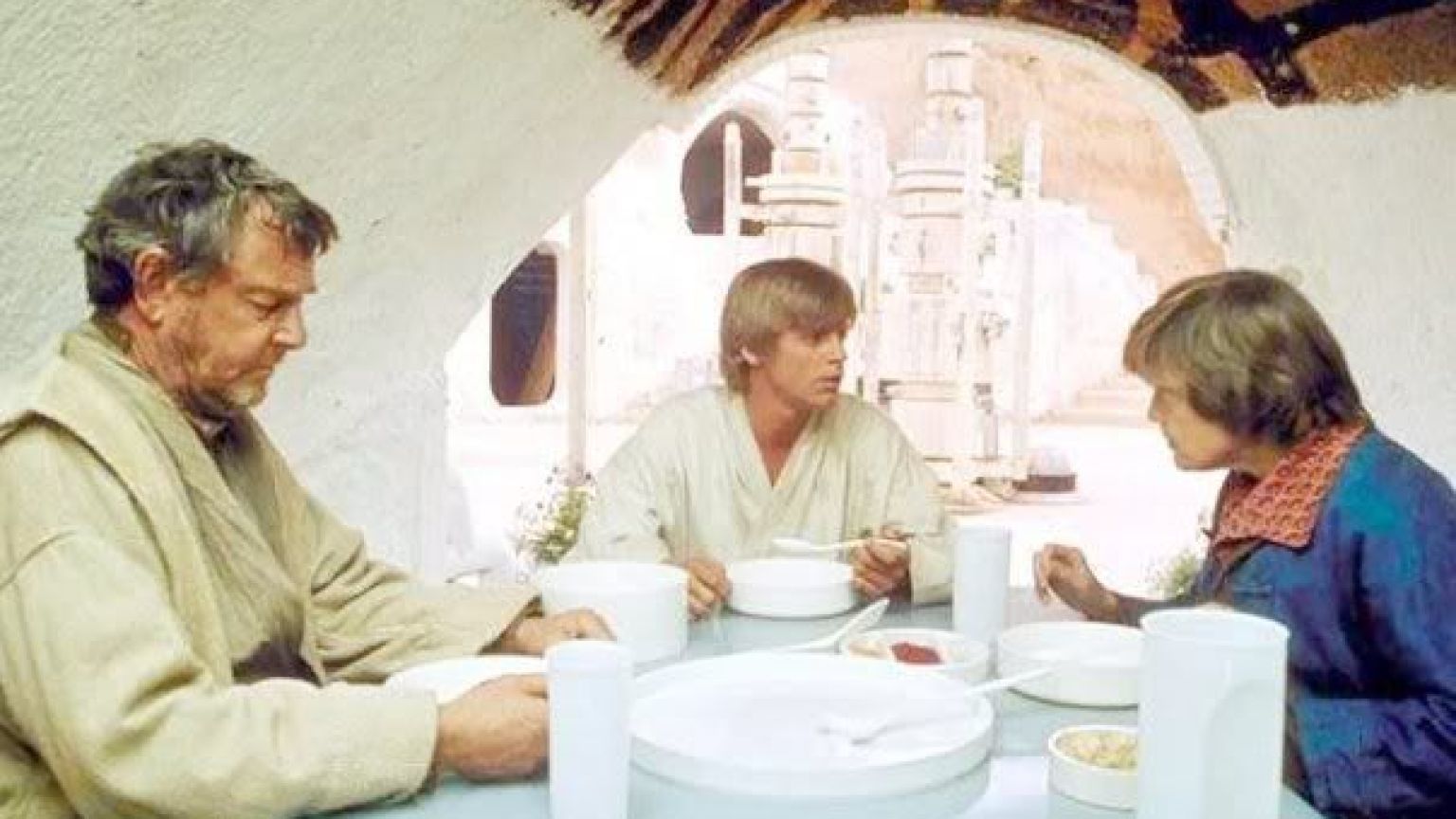 5 Ways to Incorporate Star Wars into Your Thanksgiving Gathering