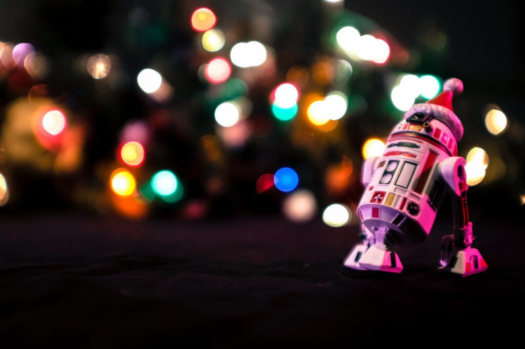 Disney Parks R2-H15 droid.