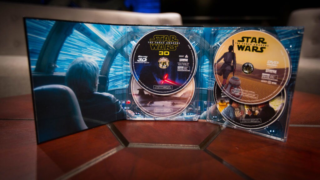 Star Wars: The Force Awakens 3D Collector's Edition Available Now