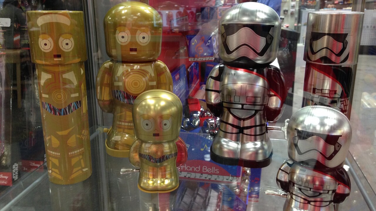 C-3PO and Captain Phasma Tins