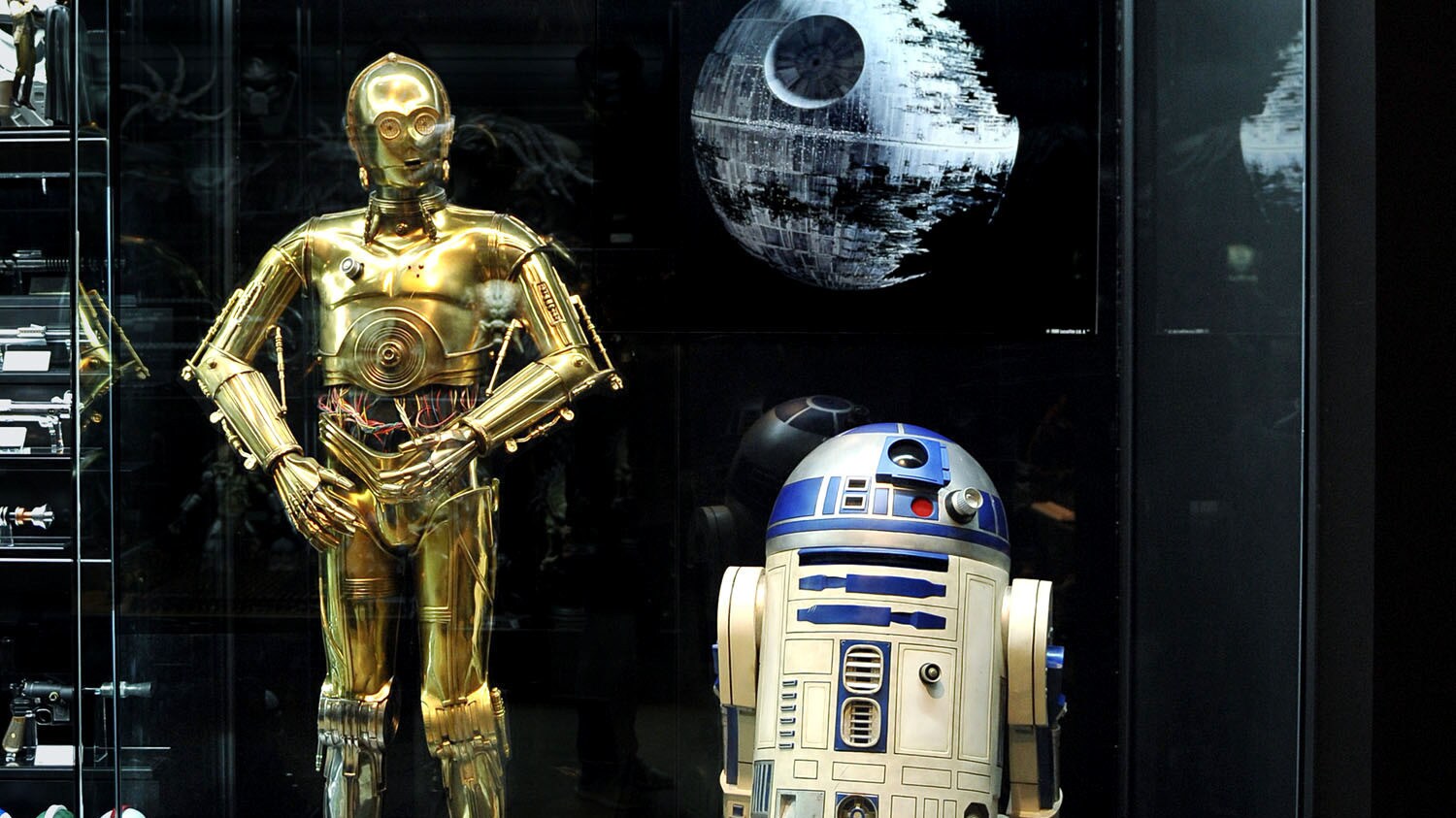 Cho Woong - Star Wars collection: R2-D2 and C-3PO