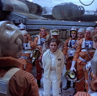 Leia Briefs Pilots on Hoth
