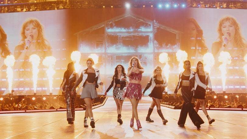 DISNEY+ AND TAYLOR SWIFT HOST SPECIAL SCREENING OF FIRST TWO EPISODES OF UPCOMING DISNEY+ DOCUSERIES “THE END OF AN ERA” FOR HER BAND, DANCERS, AND BACK-UP SINGERS IN NEW YORK