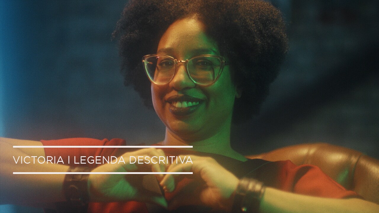 VOZES DA DIVERSIDADE | VICTORIA HOPE | DEADPOOL | LEGENDA DESCRITIVA