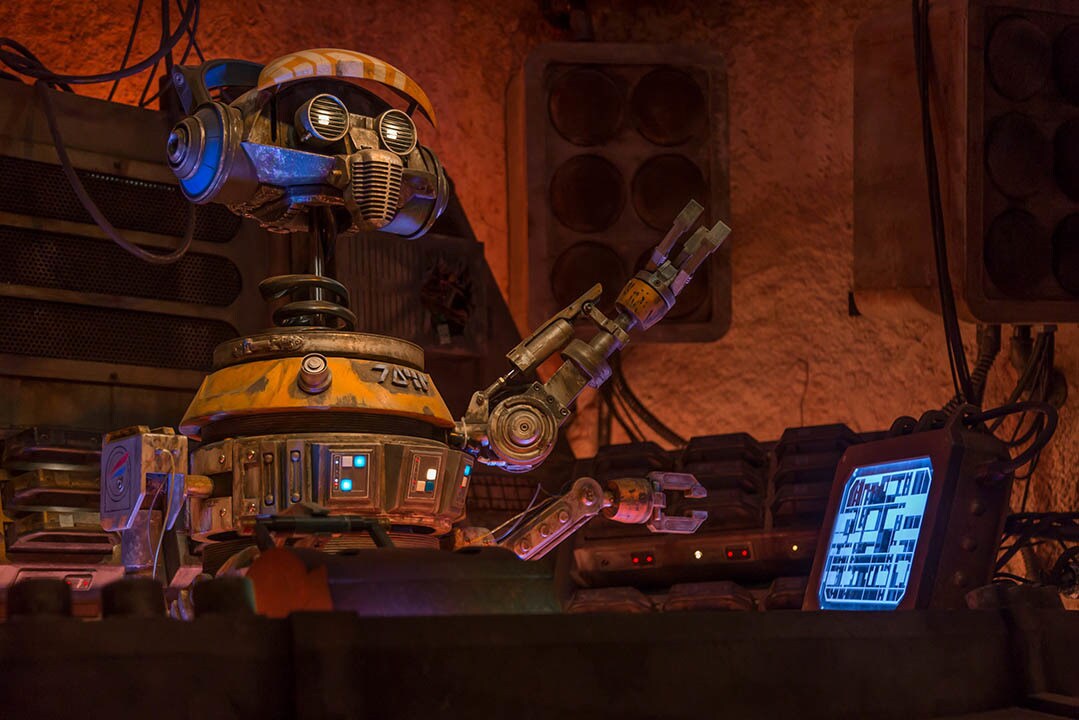 Inside Oga’s Cantina, DJ R-3X provides the music. (Joshua Sudock/Disney Parks)