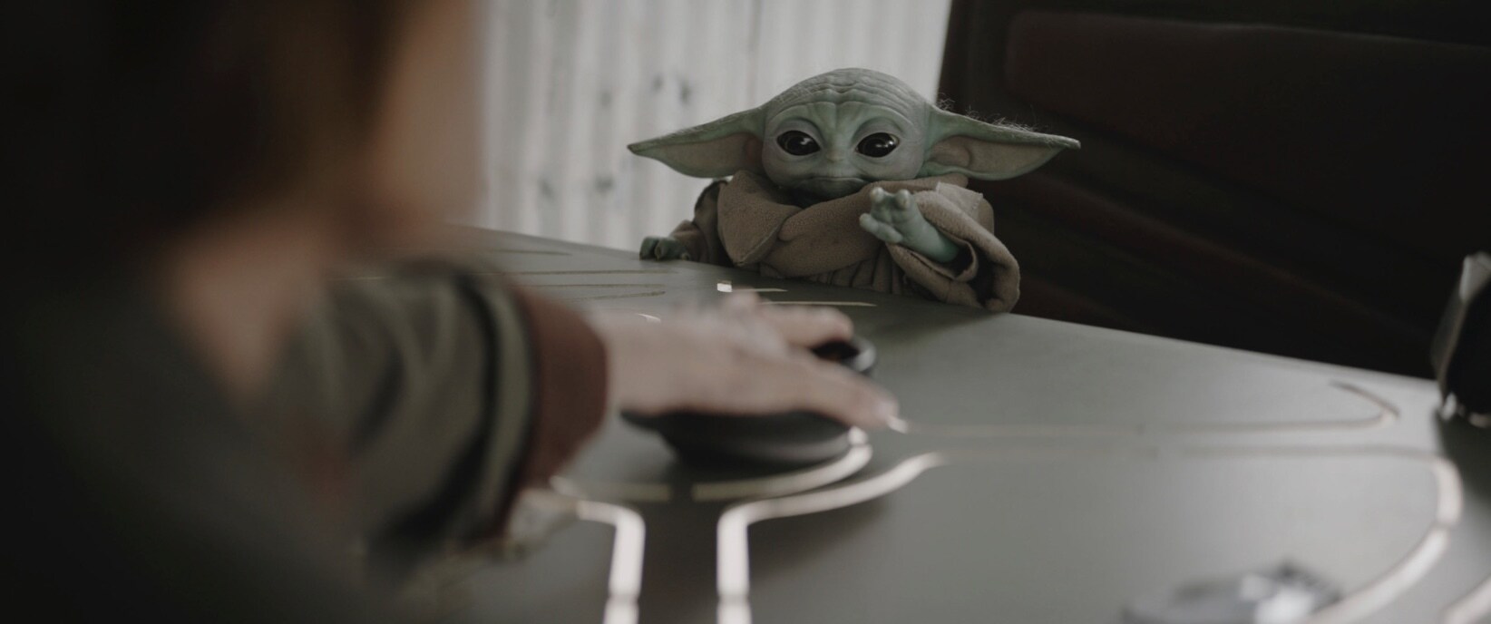 Still Image from Mandalorian & Grogu 