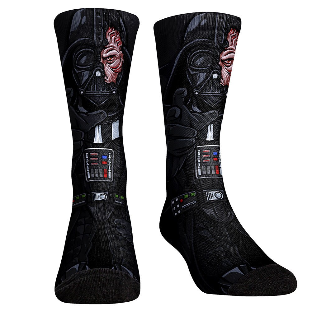 D23 Expo 2022 Rock 'Em Socks exclusive Darth Vader socks depicting a famous moment from the Obi-Wan Kenobi limited series.