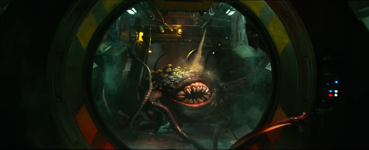 A rathtar gets loose in the ship.