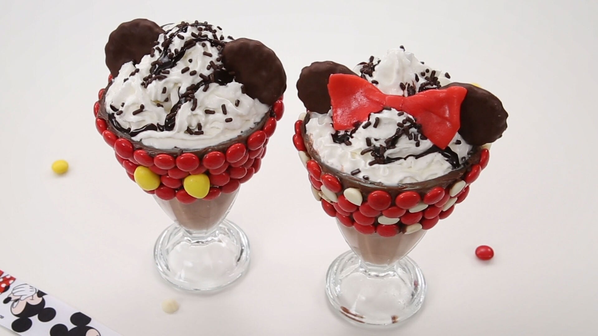 Mickey & Minnie Milkshakes | Disney Eats
