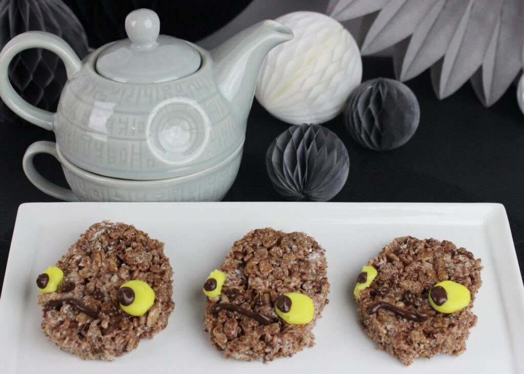 Admiral Ackbar Snack Bars and a Death Star teapot.