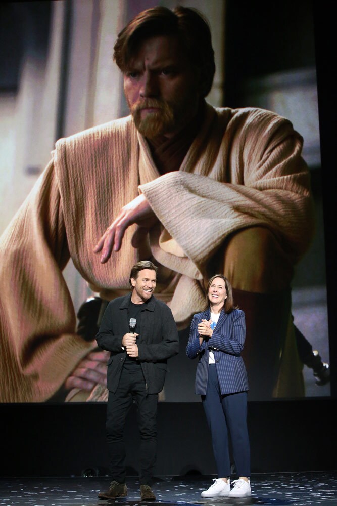 The Epic Premiere of Star Wars: The Rise of Skywalker Was a Celebration of  the Star Wars Family - D23