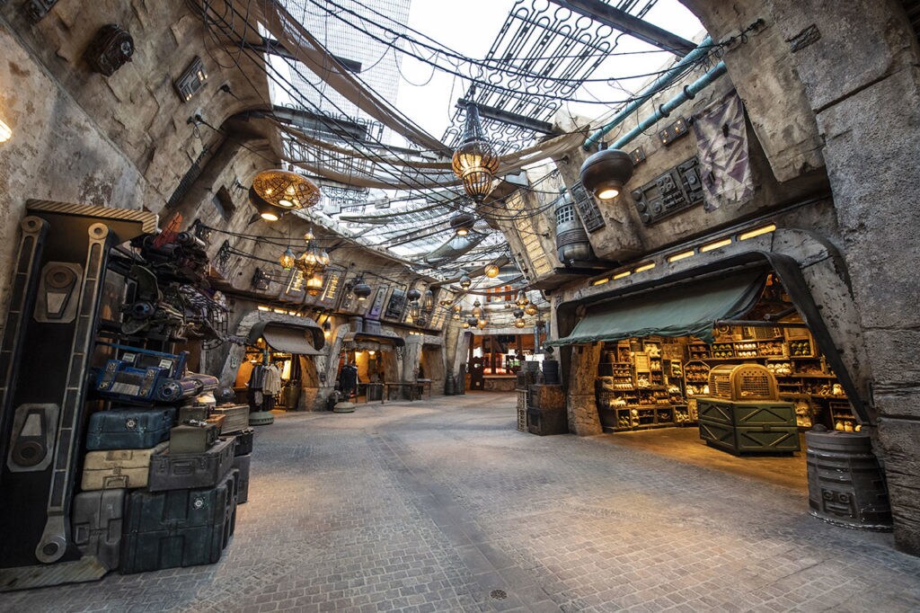 Star Wars Galaxy's Edge shops