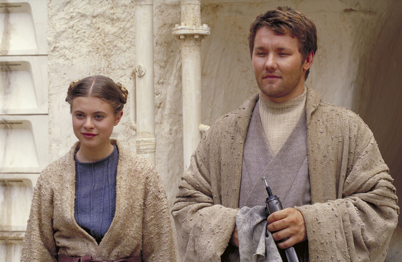 “We’re Enough”: An Ode to Owen and Beru | StarWars.com