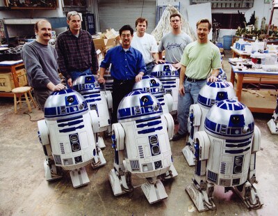 Grant Imahara with many, many R2-D2s at ILM