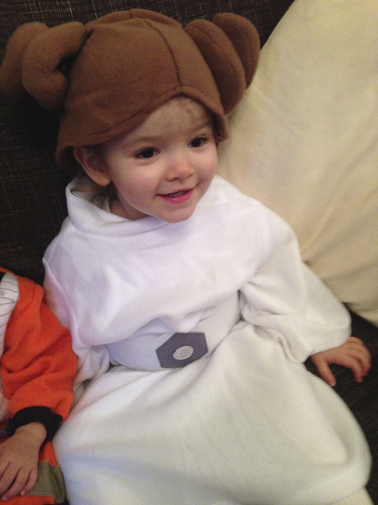Carlos Miranda's daughter dressed up as Leia