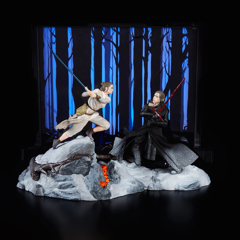 A depiction of Rey and Kylo Ren's climactic duel from Star Wars: The Force Awakens in a Hasbro Star Wars: The Black Series action figure centerpiece.