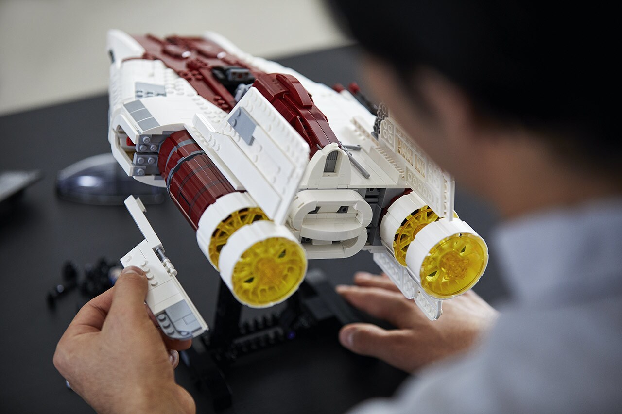 LEGO Star Wars A-wing Starfighter being built