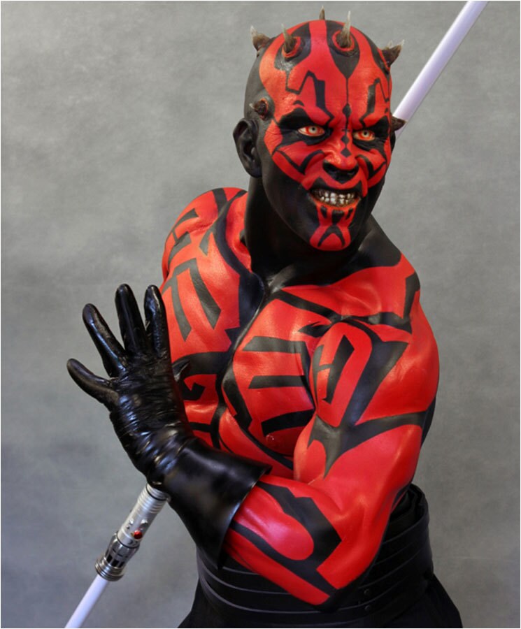 Darth Maul with a double edge light saber.