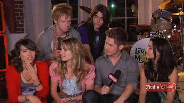 Lemonade Mouth Cast on Somebody