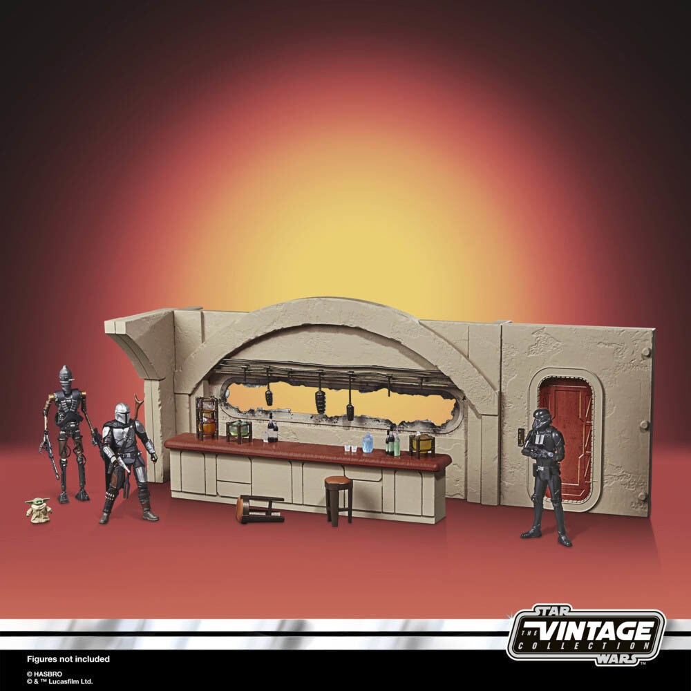 Vintage Collection Nevarro Cantina out of package