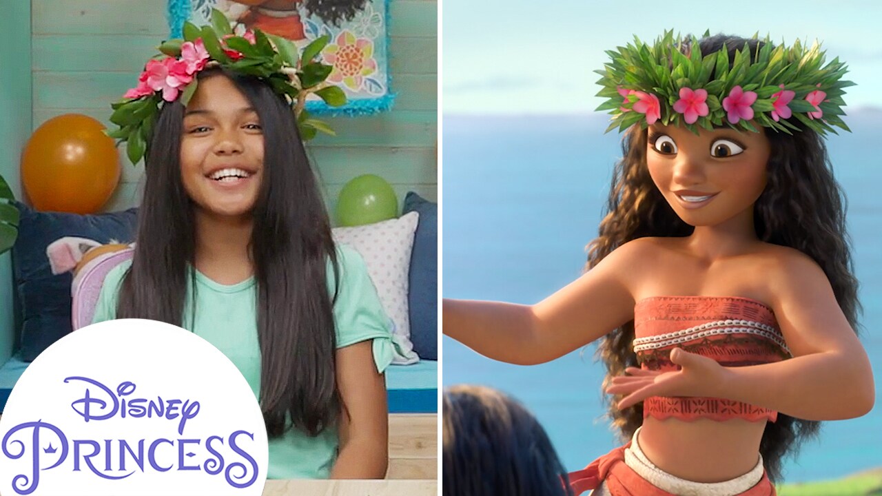 Making a Moana Headdress | Disney Princess