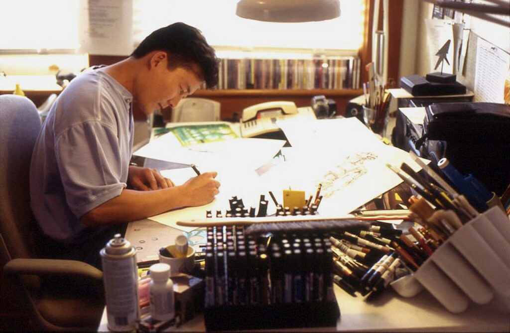 Doug Chiang drawing during Episode I.