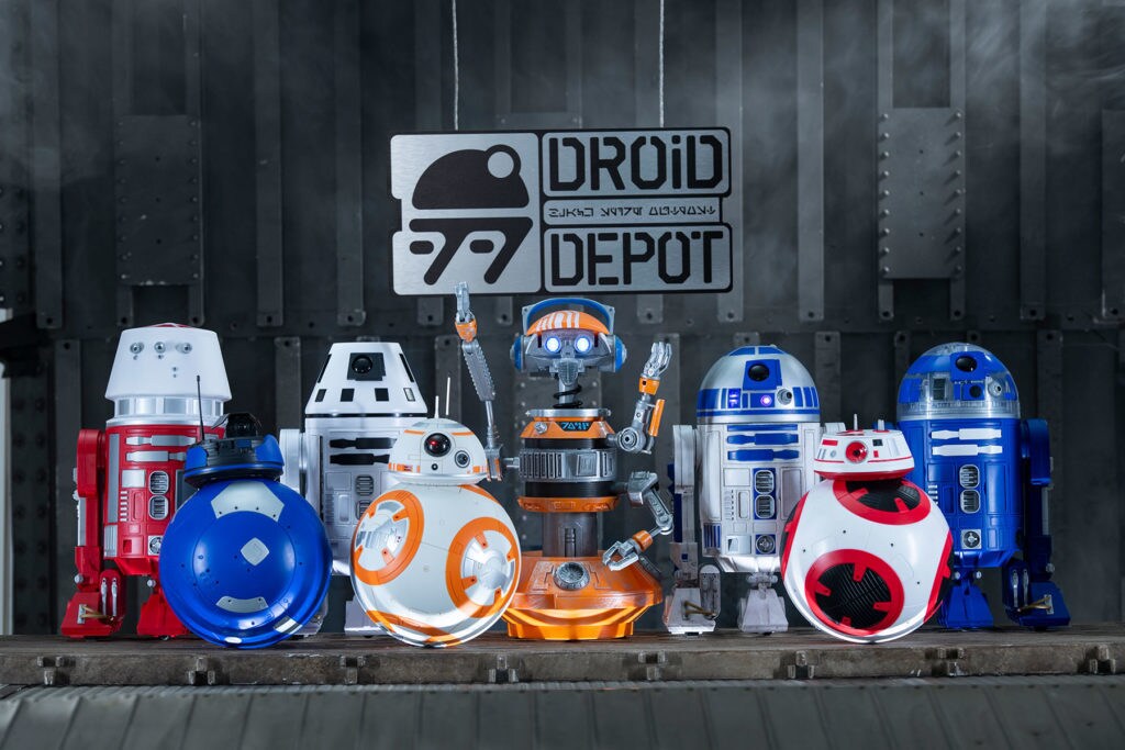 Guests can visit the Droid Depot to build their own R-series or BB-series droids that will act as a friend throughout the village of Black Spire Outpost. Star Wars: Galaxy’s Edge opens in summer 2019 at Disneyland Resort in California and fall 2019 at Walt Disney World Resort in Florida. (David Roark/Disney Parks)