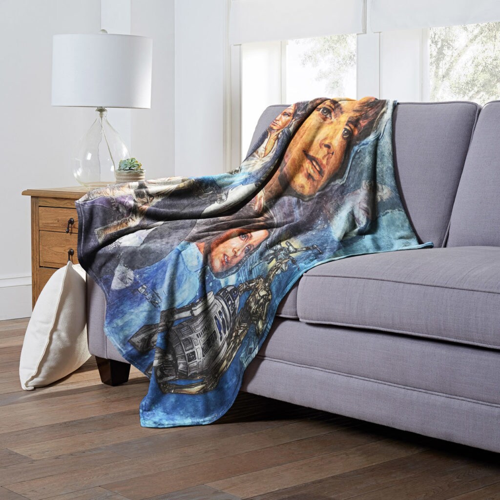 Northwest Star Wars Celebration Chicago blanket featuring art depicting Star Wars: A New Hope.