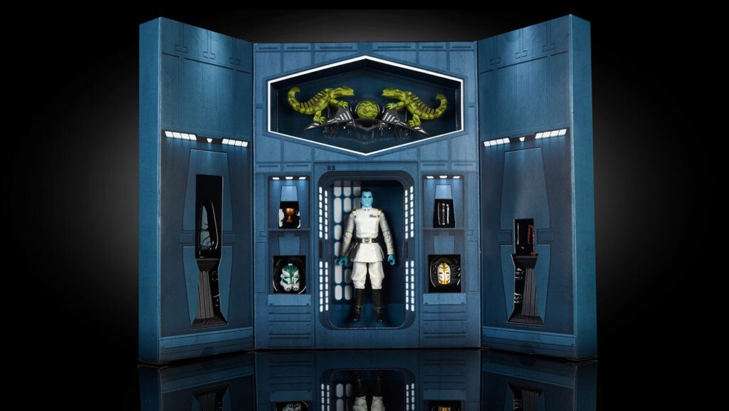 A playset with a Grand Admiral Thrawn action figure.