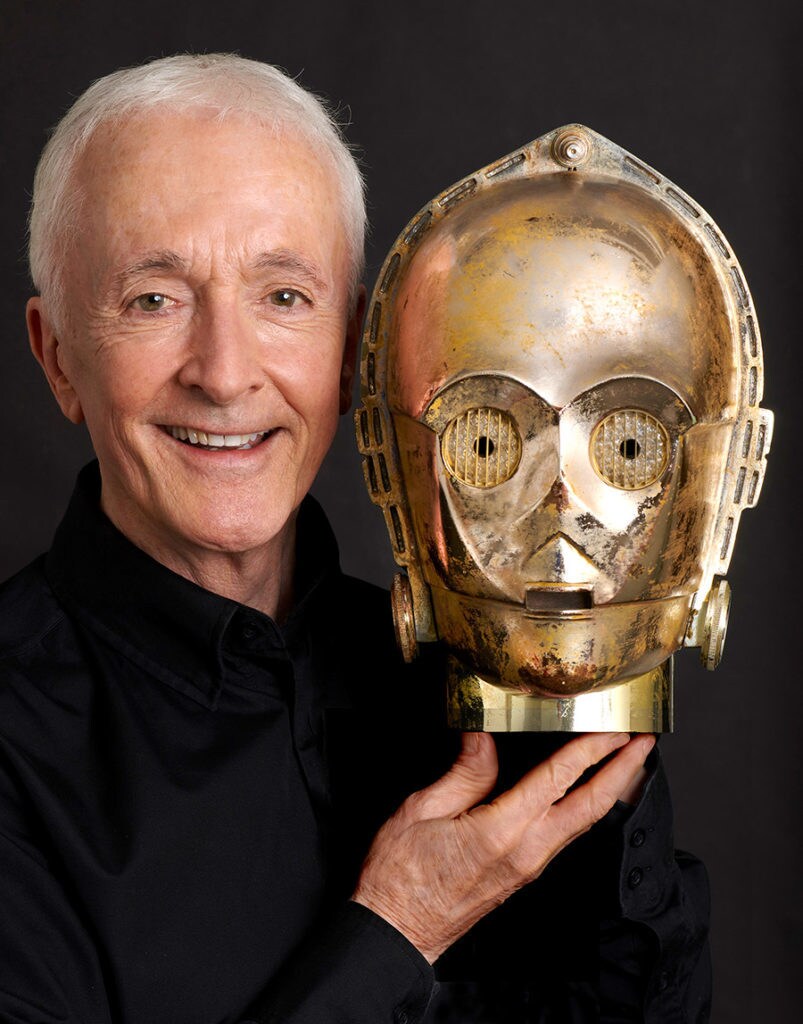 Anthony Daniels and the headpiece for his C-3PO costume.