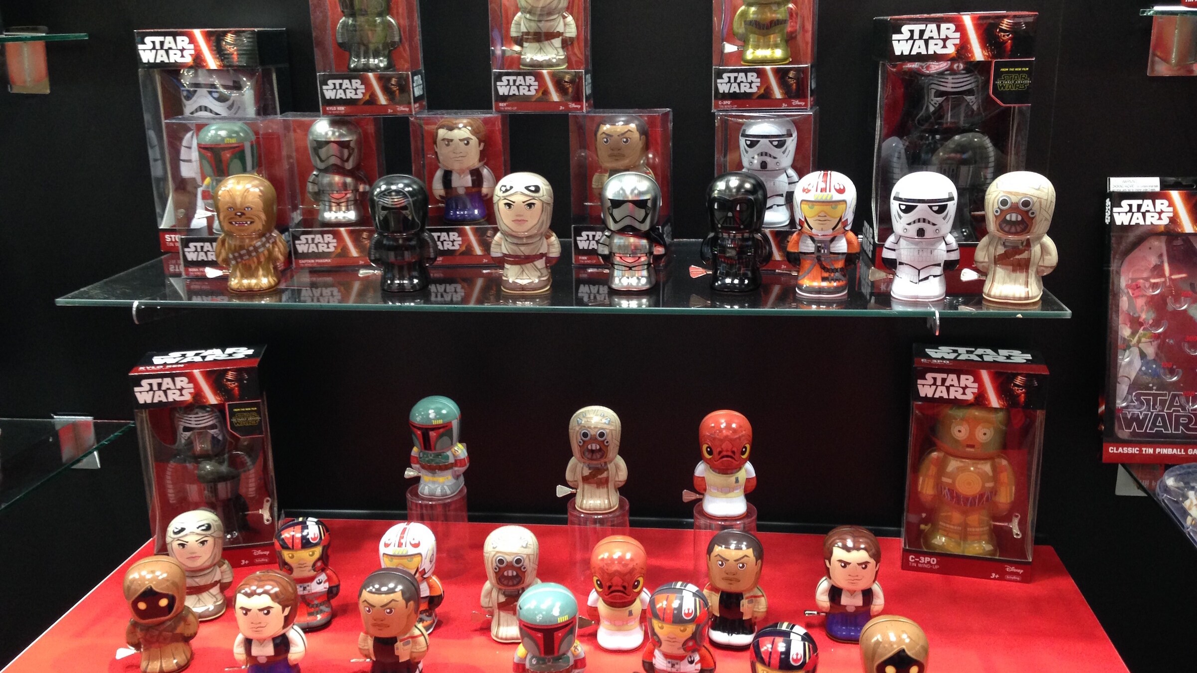 Star Wars Invades Toy Fair 2016