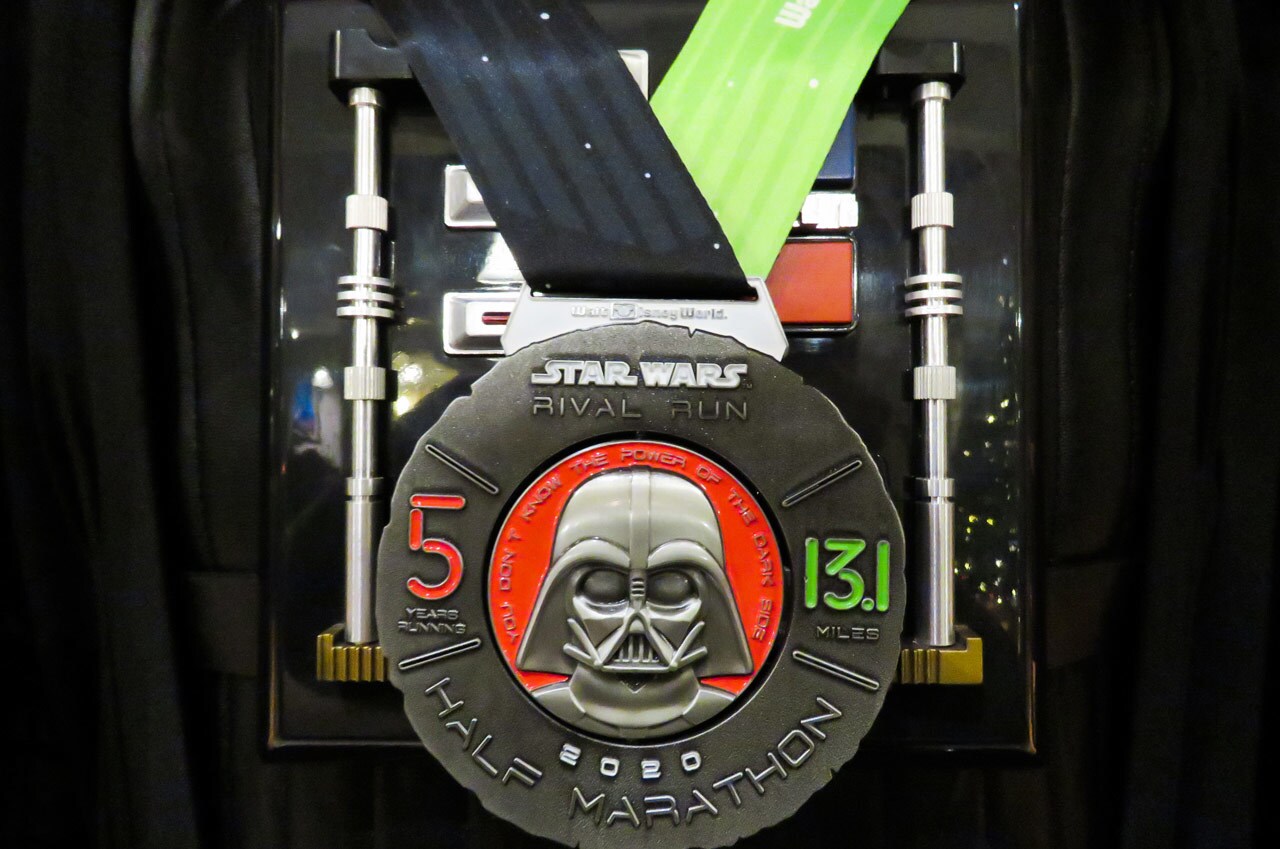  runDisney Star Wars Rival Run Weekend - Half Marathon Darth Vader medal