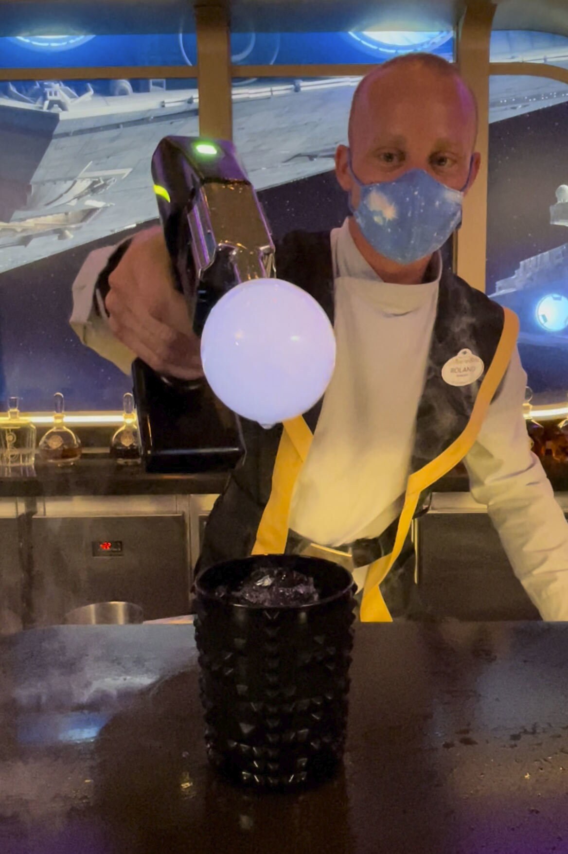 New Star Wars: Hyperspace Lounge bar opens on Disney Wish: Here's what it's  like - The Points Guy