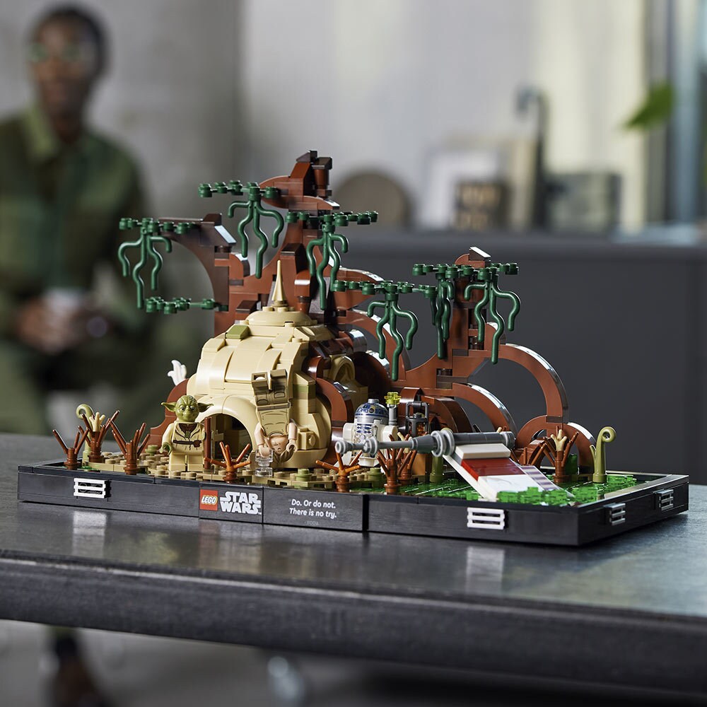 LEGO Star Wars Dagobah Diorama