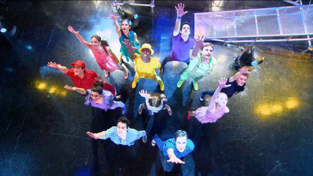 Watch online Episode 17 Saison 1 Violetta witch subtitles in english